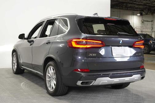 Arctic Gray Metallic 2020 BMW X5 sDrive40i