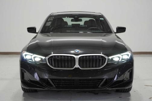 2025 BMW 330 i xDrive