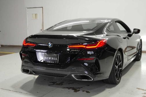 2025 BMW 840 i