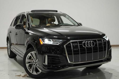 2022 Audi Q7 55 Premium Plus