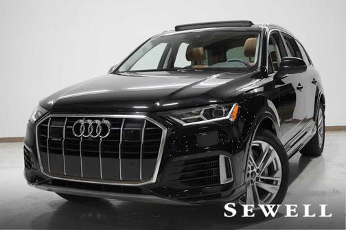 2022 Audi Q7 55 Premium Plus