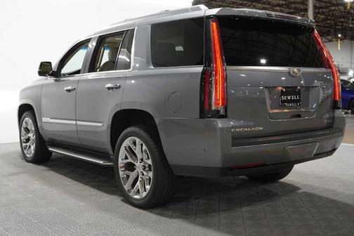 2019 Cadillac Escalade Luxury