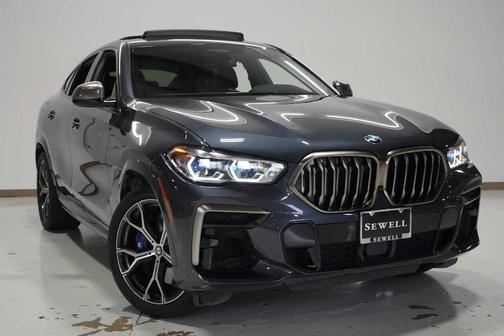 2022 BMW X6 M50i