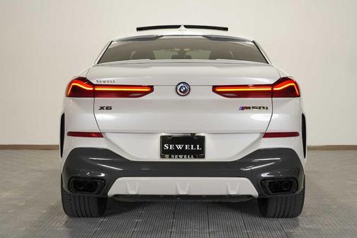 2023 BMW X6 M50i