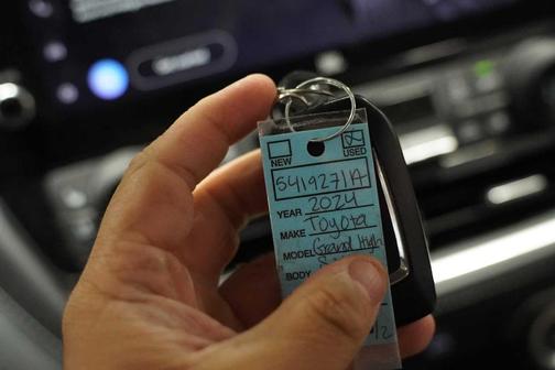 2024 Toyota Grand Highlander LIMITED