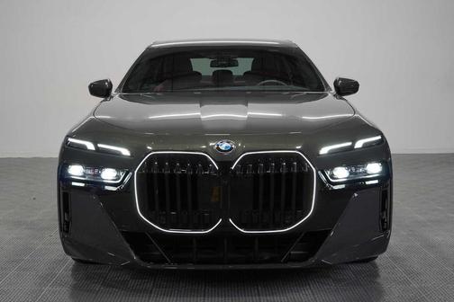 Gray Metallic 2026 BMW 740 i xDrive