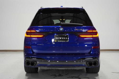 2024 BMW X7 M60i