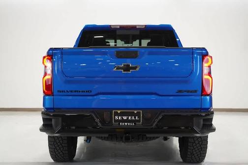 2025 Chevrolet Silverado 1500 ZR2