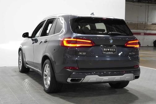Arctic Gray Metallic 2019 BMW X5 xDrive40i