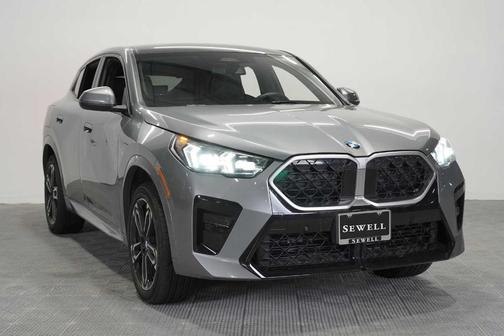 Gray Metallic 2026 BMW X2 xDrive28i