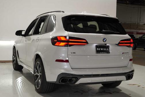 2026 BMW X5 M60i
