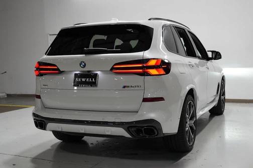 2026 BMW X5 M60i