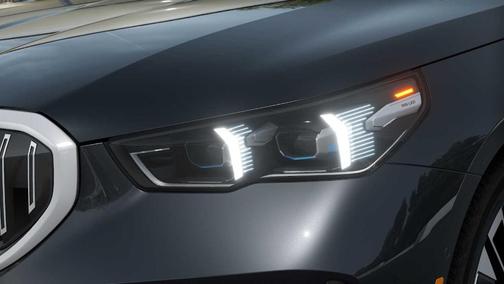 2025 BMW i5 xDrive40