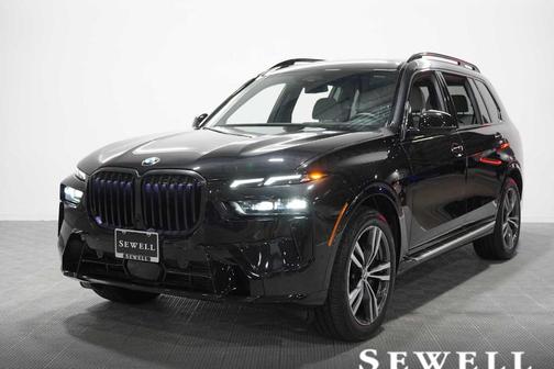 Black Sapphire Metallic 2026 BMW X7 xDrive40i
