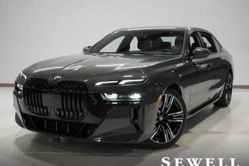 2023 BMW 740 i