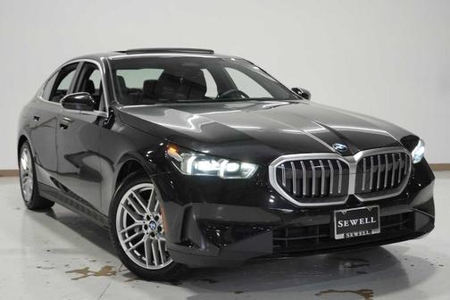 2025 BMW 530 i xDrive