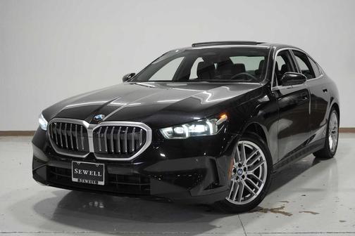 2025 BMW 530 i xDrive