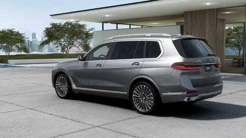 2026 BMW X7 xDrive40i