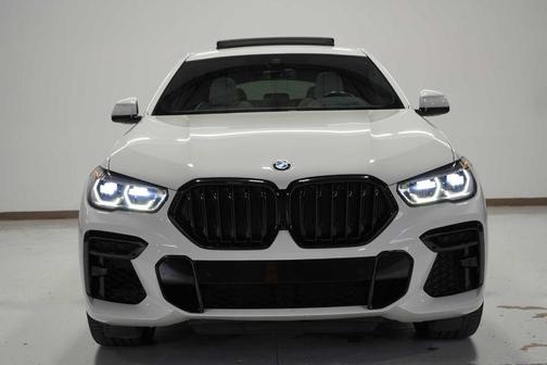 2023 BMW X6 xDrive40i