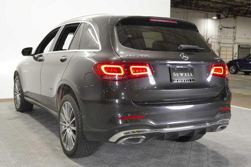 2022 Mercedes-Benz GLC 300 Base 4MATIC