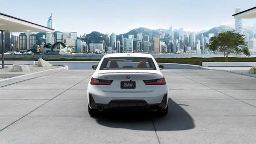 2025 BMW 330 i xDrive