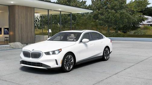 2026 BMW 530 i