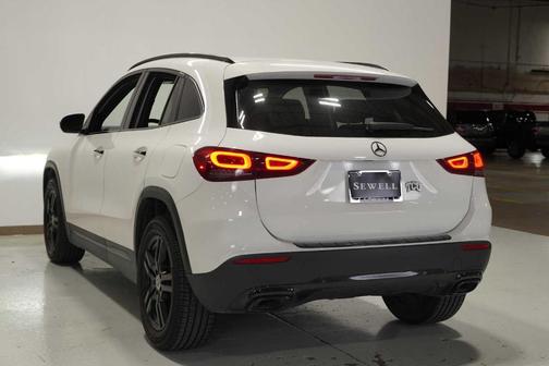 2021 Mercedes-Benz GLA 250 Base