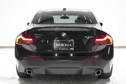 2025 BMW 230 i xDrive