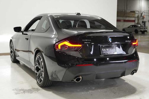 2025 BMW 230 i xDrive