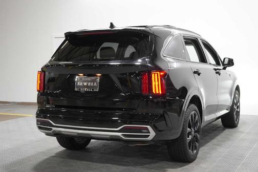 Ebony Black 2023 Kia Sorento SX