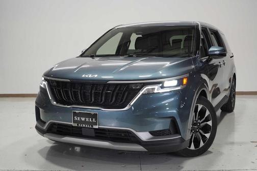 2022 Kia Carnival EX