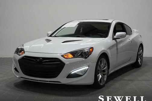 Casablanca White 2016 Hyundai Genesis Coupe 3.8 Ultimate