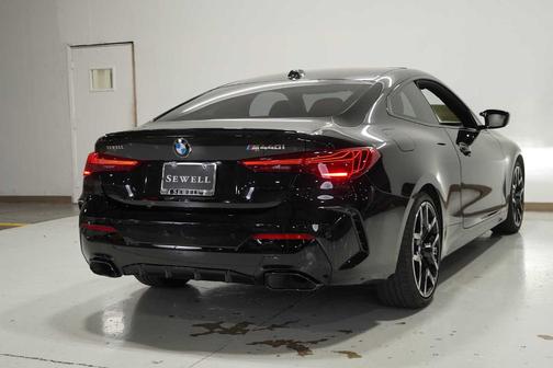 2025 BMW M440 i