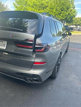 2025 BMW X7 M60i