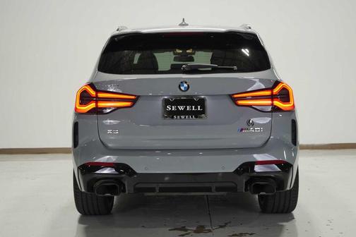 2023 BMW X3 M40i