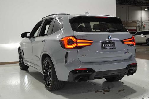 2023 BMW X3 M40i