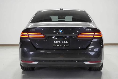 2025 BMW 530 i xDrive