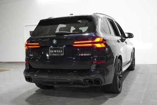 2024 BMW X5 M60i