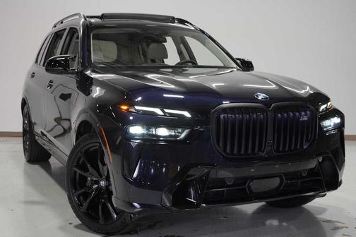 2024 BMW X7 M60i