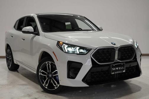 2025 BMW X2 xDrive28i