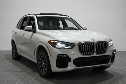 Mineral White Metallic 2019 BMW X5 xDrive40i