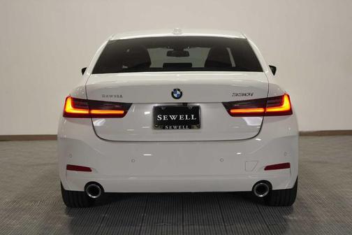 2025 BMW 330 i