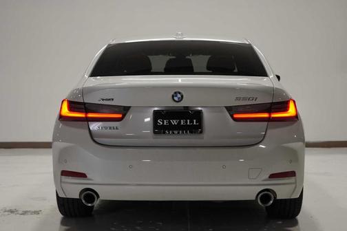 2024 BMW 330 i xDrive