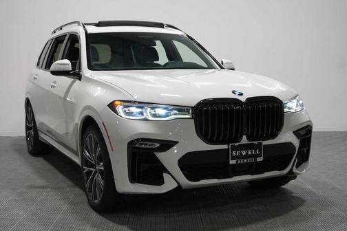 Alpine White 2021 BMW X7 xDrive40i