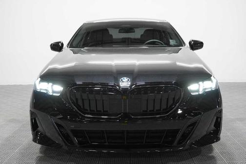 Black Sapphire Metallic 2026 BMW 550e xDrive