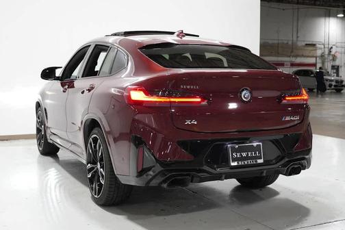 2023 BMW X4 M40i