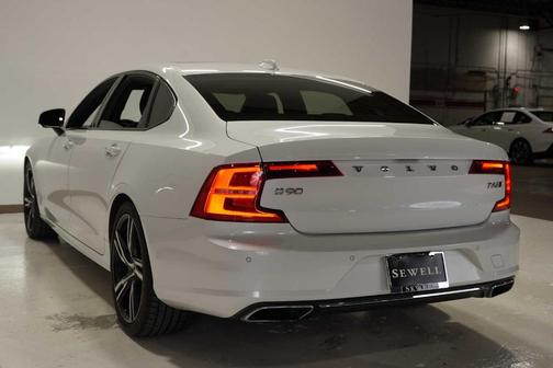 2020 Volvo S90 T6 R-Design