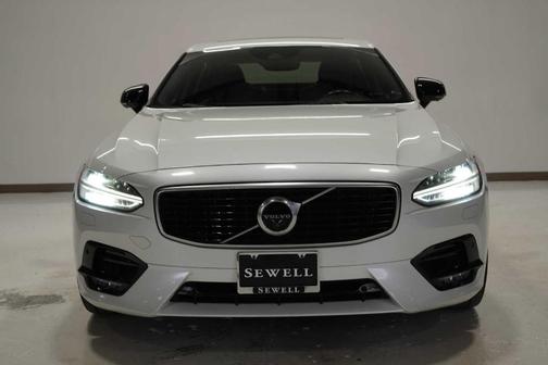 2020 Volvo S90 T6 R-Design
