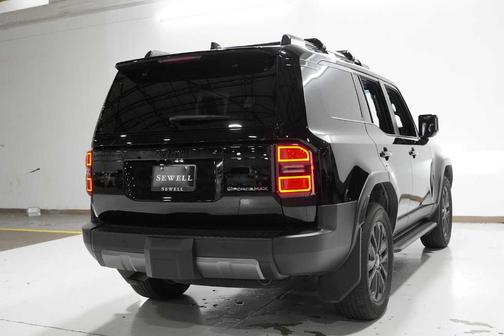 2025 Toyota Land Cruiser 