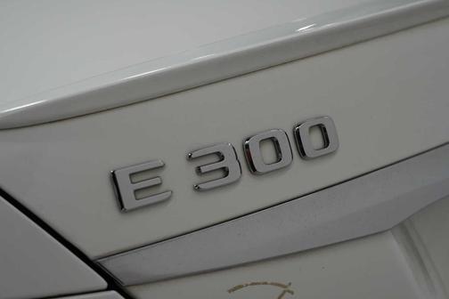 2018 Mercedes-Benz E-Class E 300
